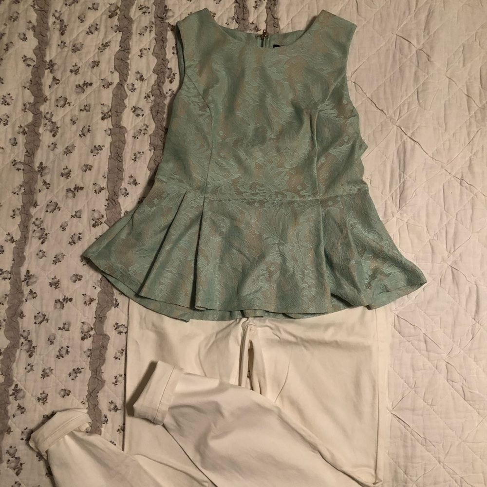 Crochet detailed peplum tank top - M